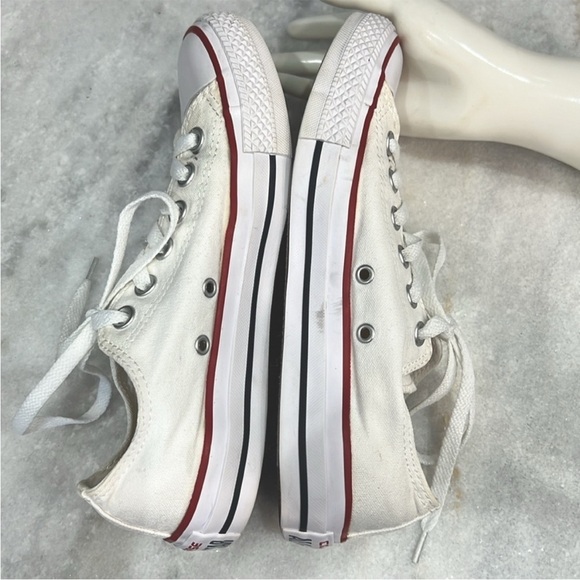 Converse Chuck Taylor All Star Low Top White Sneakers - Picture 12 of 13